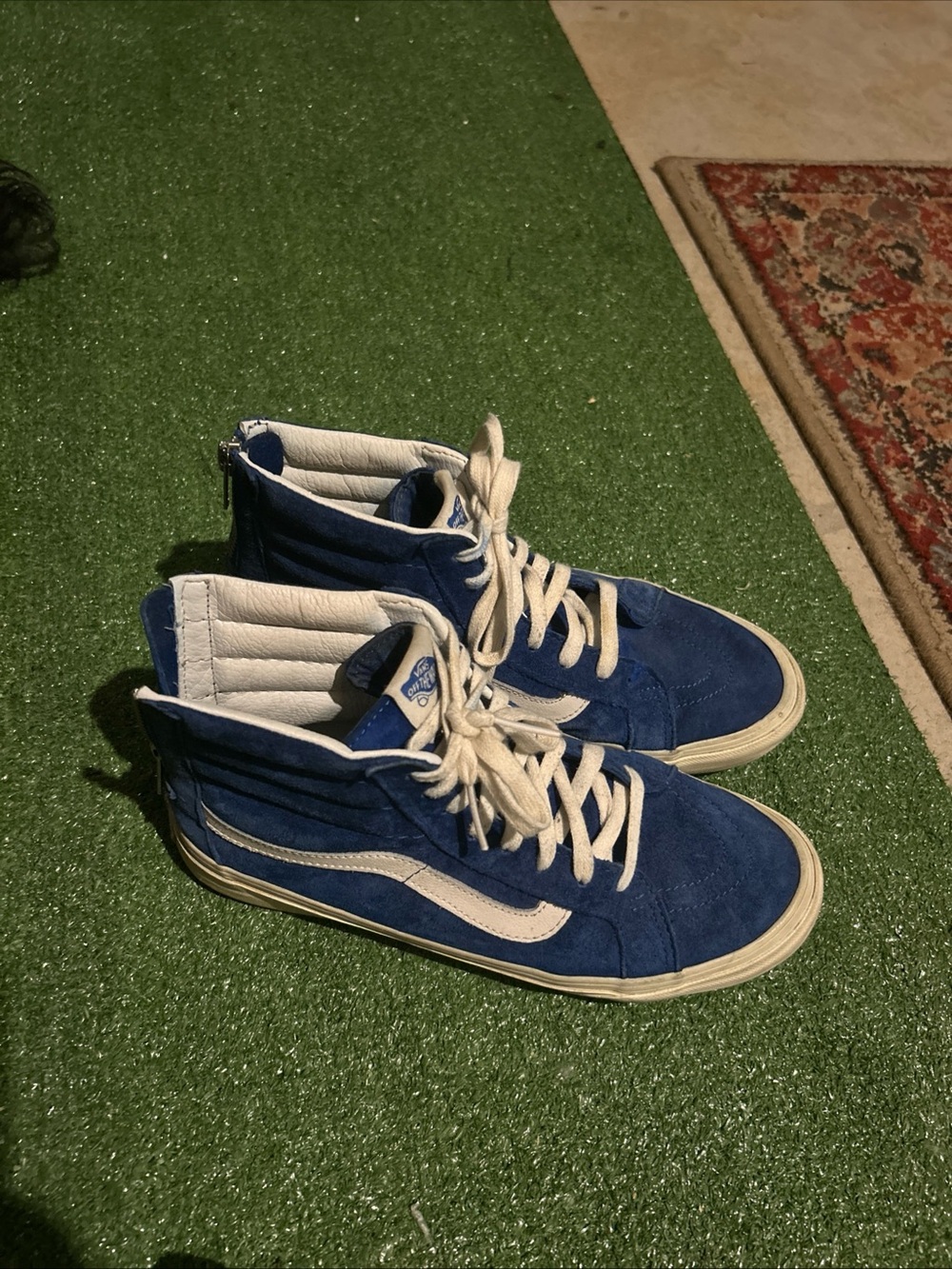 Blue High-Top Suede Skate Sneakers with White Stripe - Men's 7.5 women 9